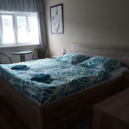 Ubytovani Schindler Velke Porici Zewnętrze zdjęcie